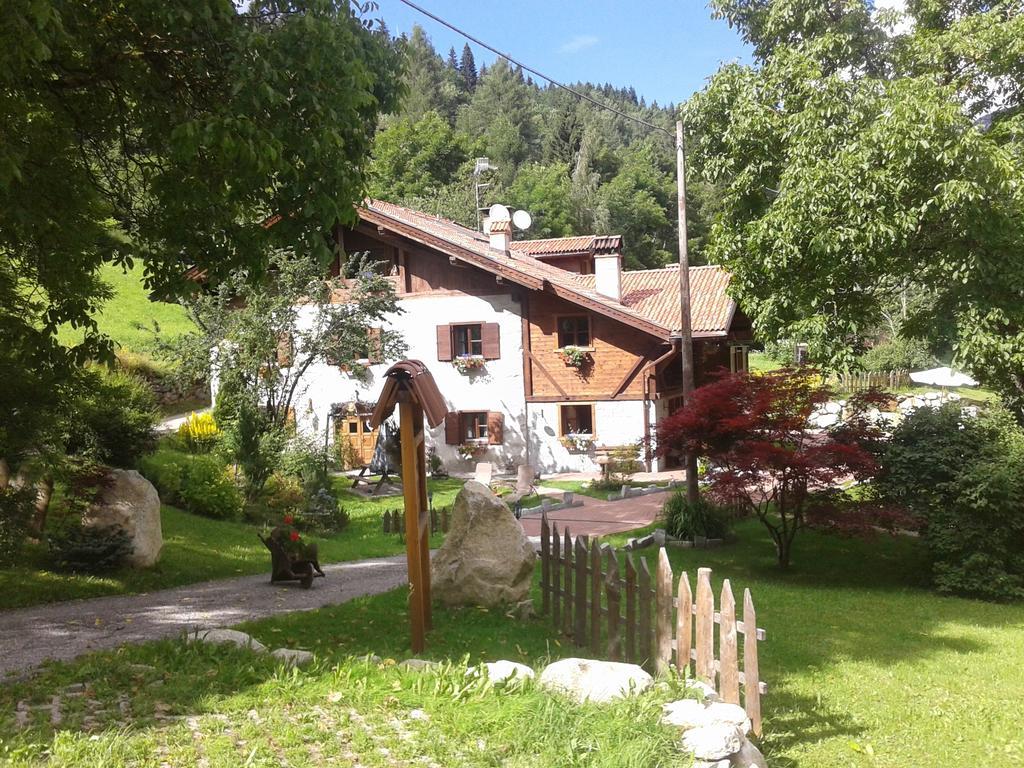 Maso Pin Bed & Breakfast Madonna di Campiglio Bagian luar foto