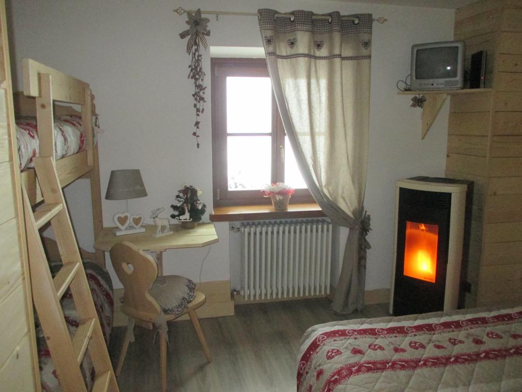 Maso Pin Bed & Breakfast Madonna di Campiglio Bagian luar foto