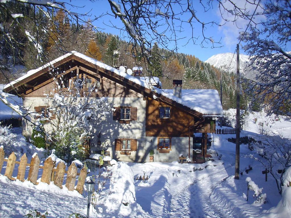 Maso Pin Bed & Breakfast Madonna di Campiglio Bagian luar foto