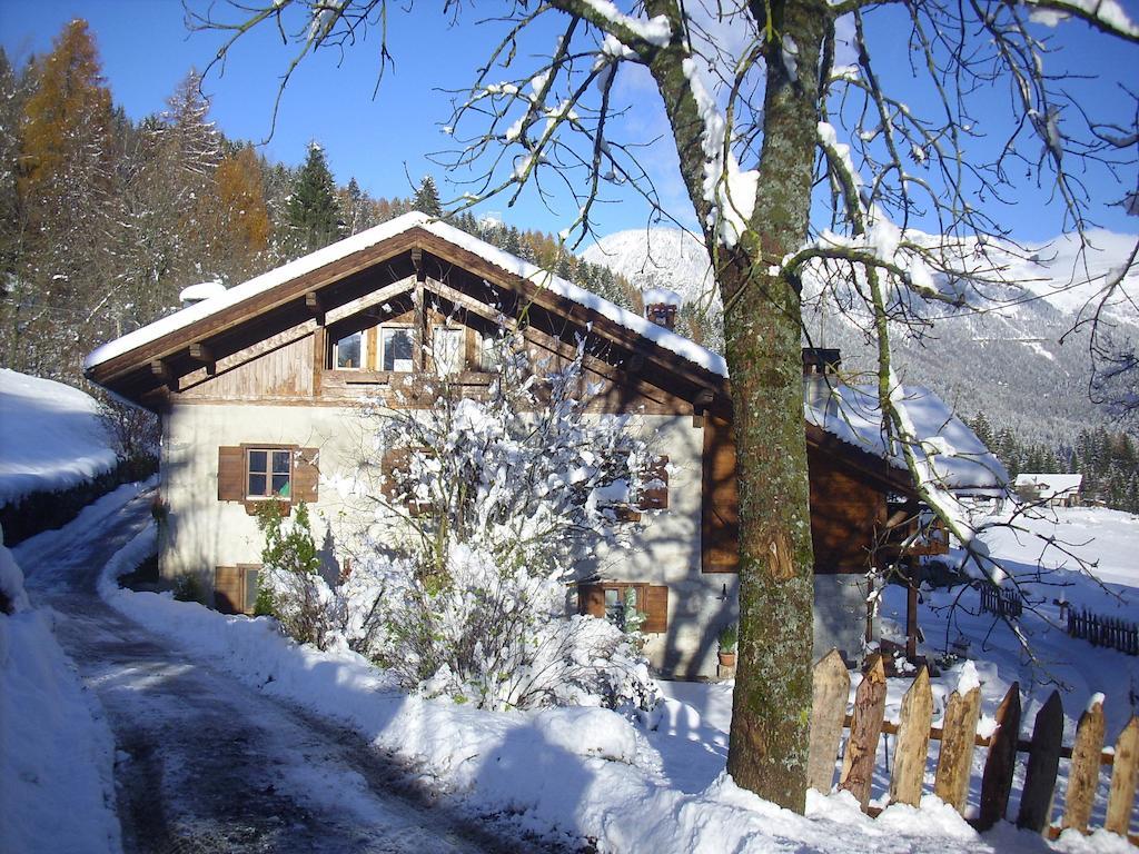 Maso Pin Bed & Breakfast Madonna di Campiglio Bagian luar foto