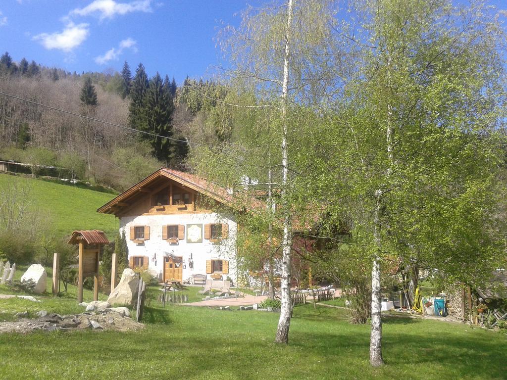 Maso Pin Bed & Breakfast Madonna di Campiglio Bagian luar foto