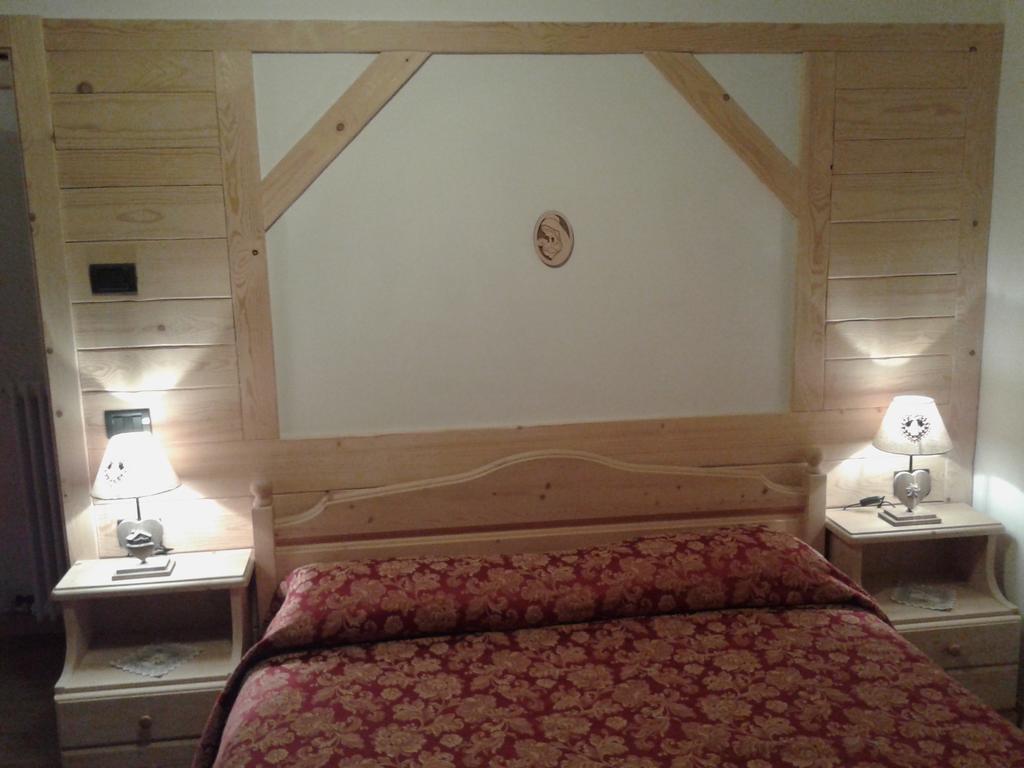 Maso Pin Bed & Breakfast Madonna di Campiglio Bagian luar foto